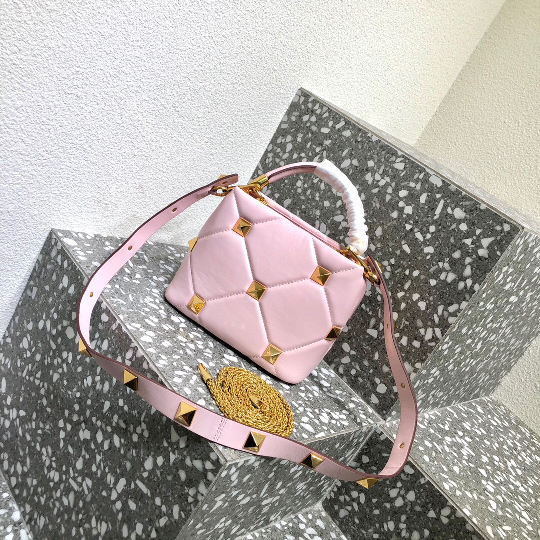 Valentino Garavani Roman Stud