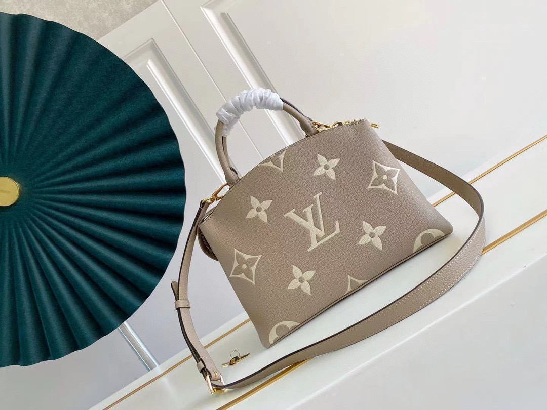 l**is V*t*n petit palais