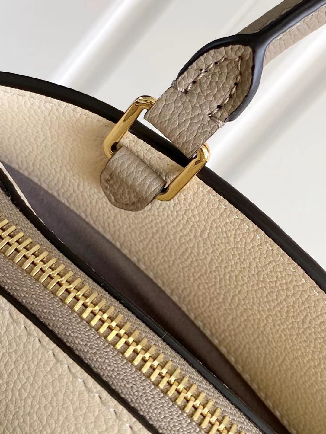 l**is V*t*n petit palais