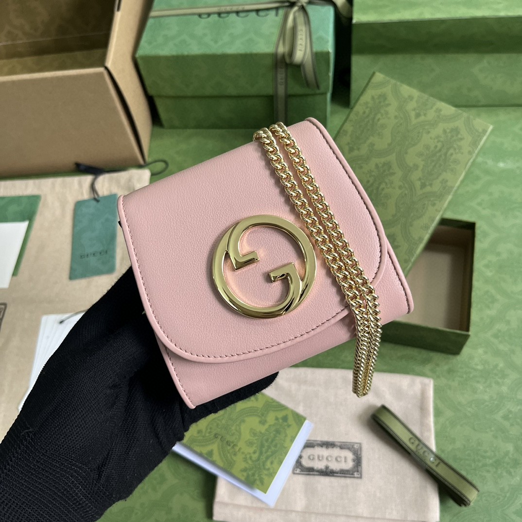 G*u*i blondie medium chain wallet