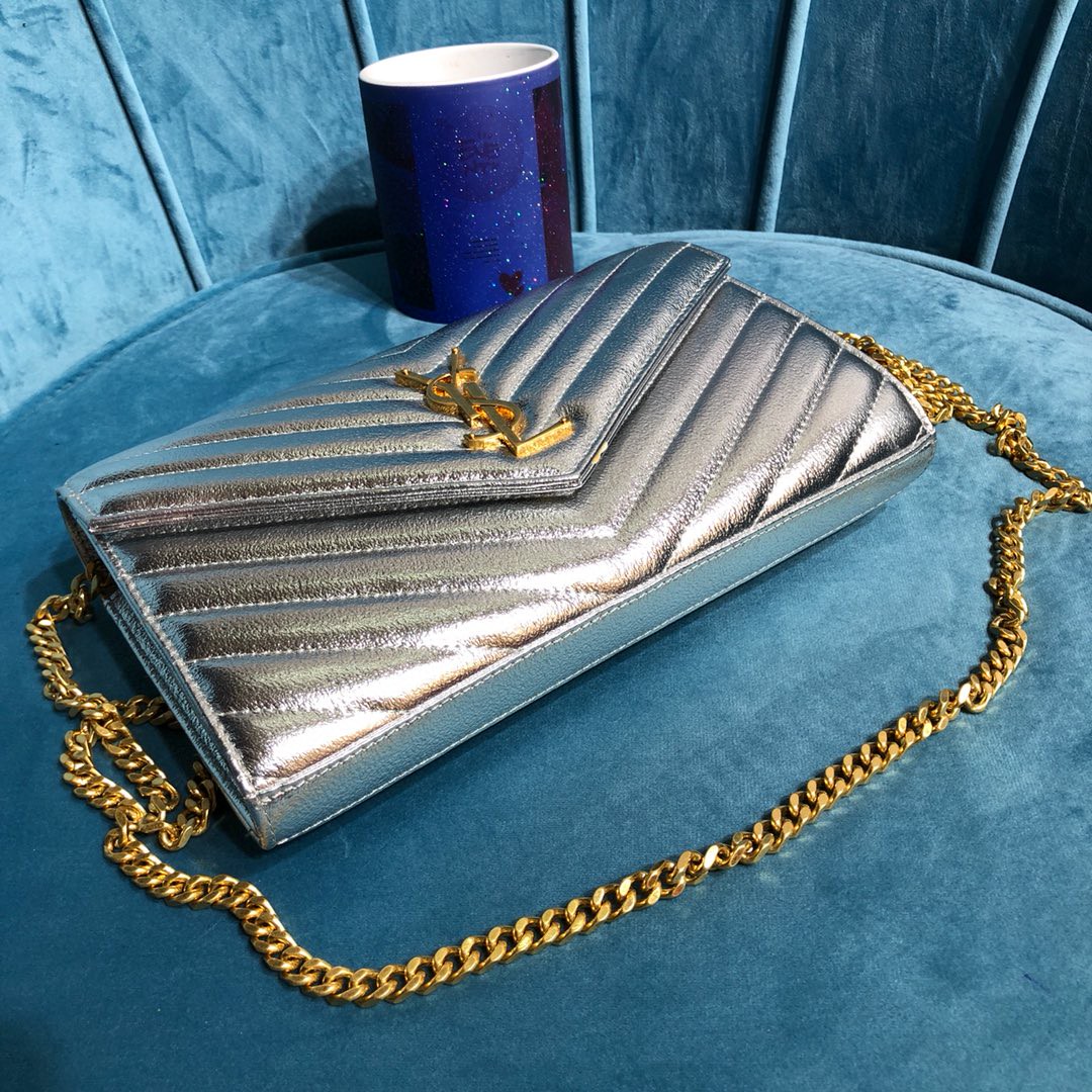 YSL CASSANDRE MATELASSE CHAIN WALLET