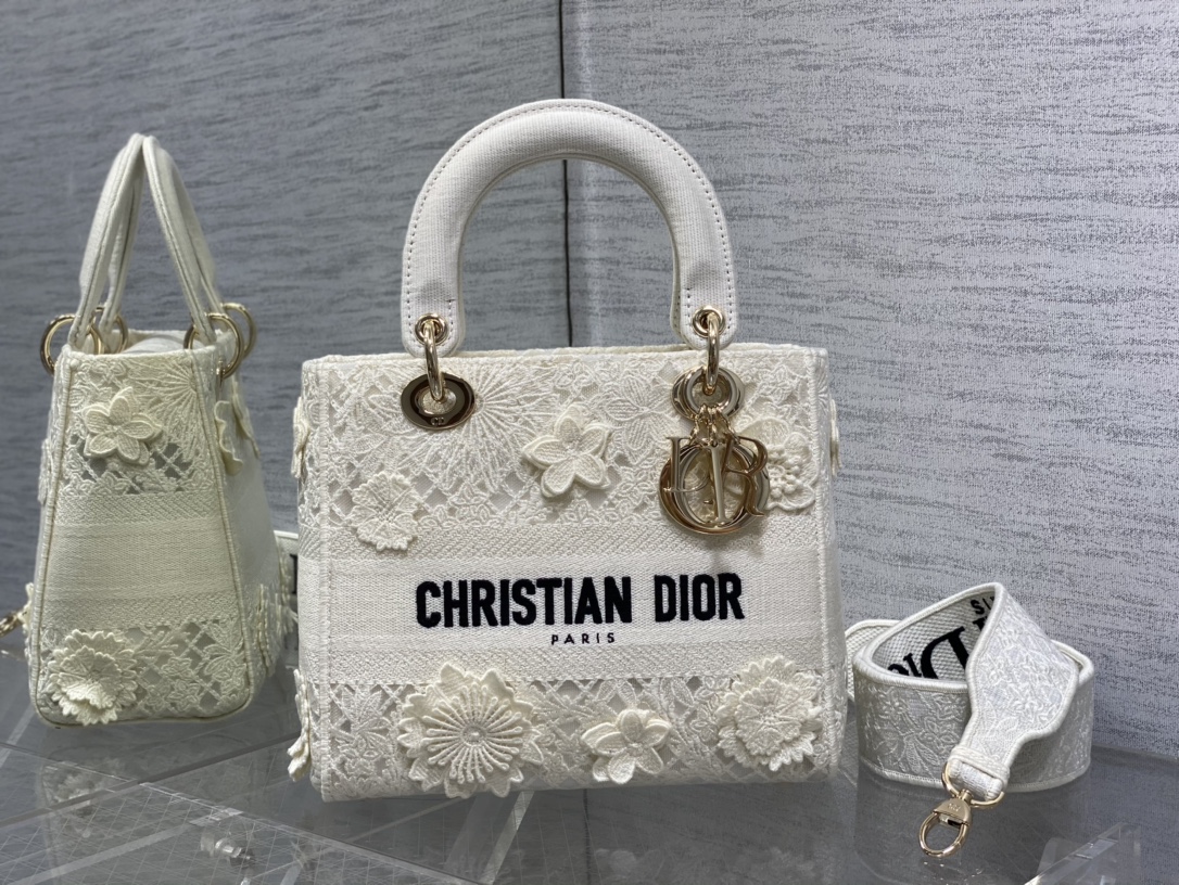 D*or medium lady d-lite bag