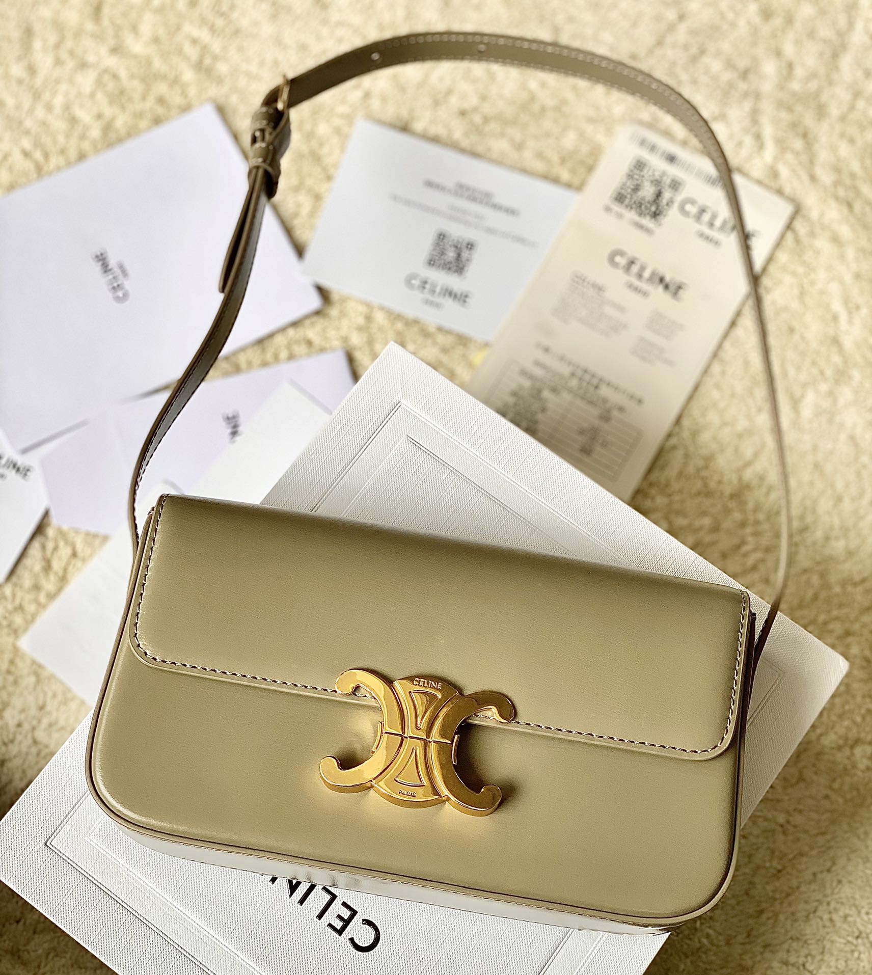 Ce**e triomphe shoulder bag