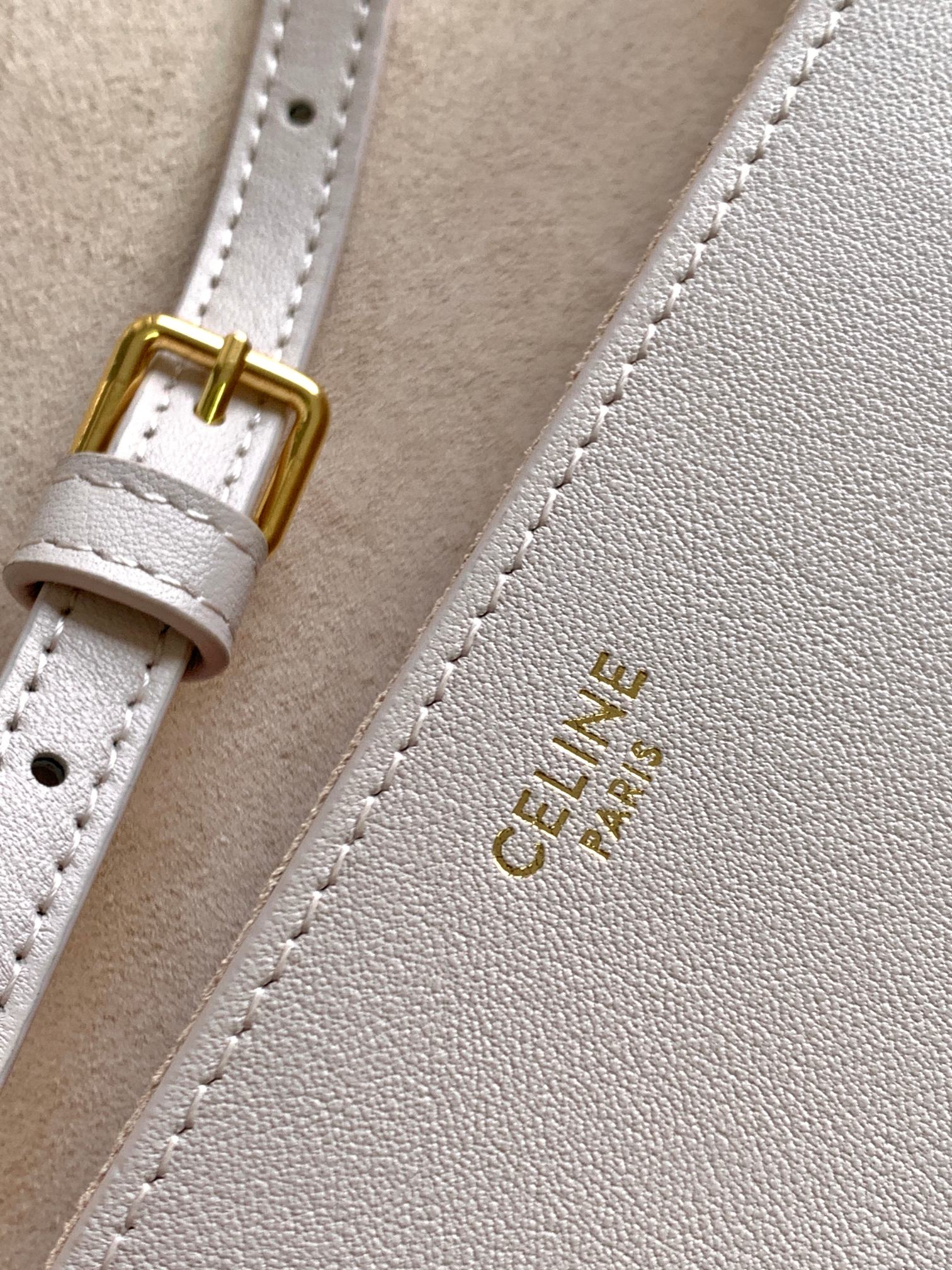 Ce**e besace cuir triomphe