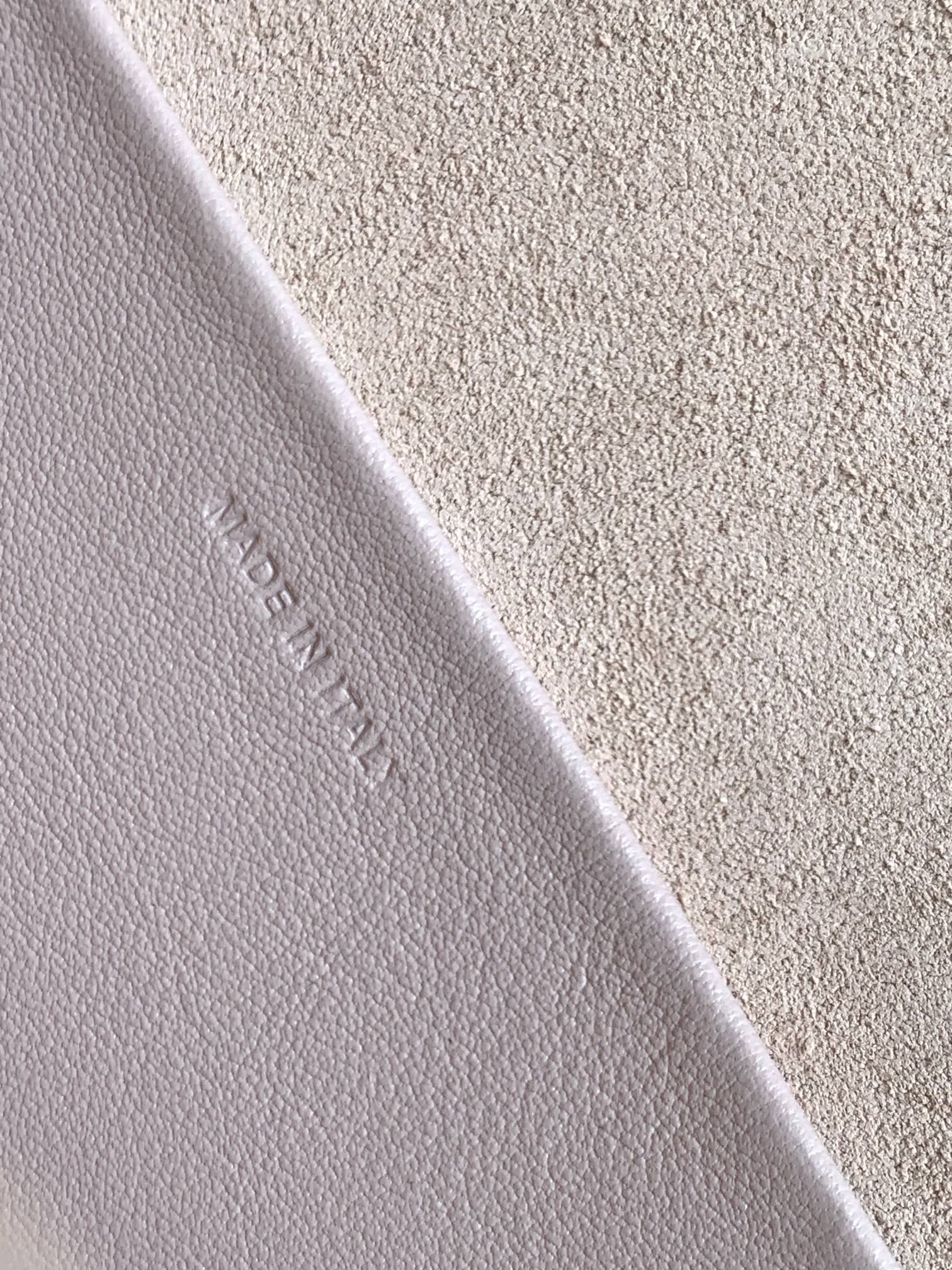 Ce**e besace cuir triomphe