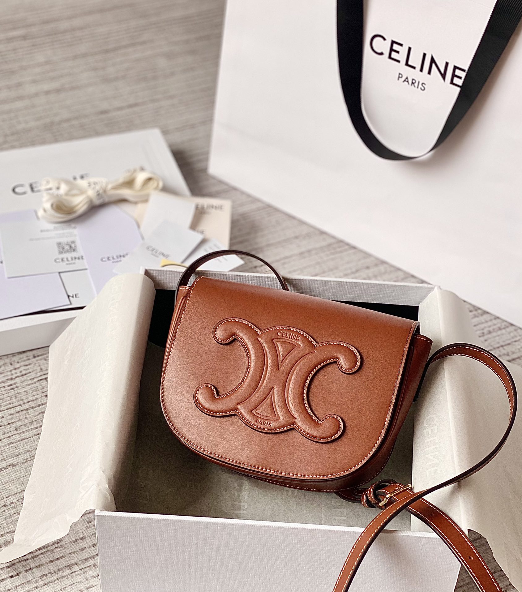 Ce**e folco cuir triomphe