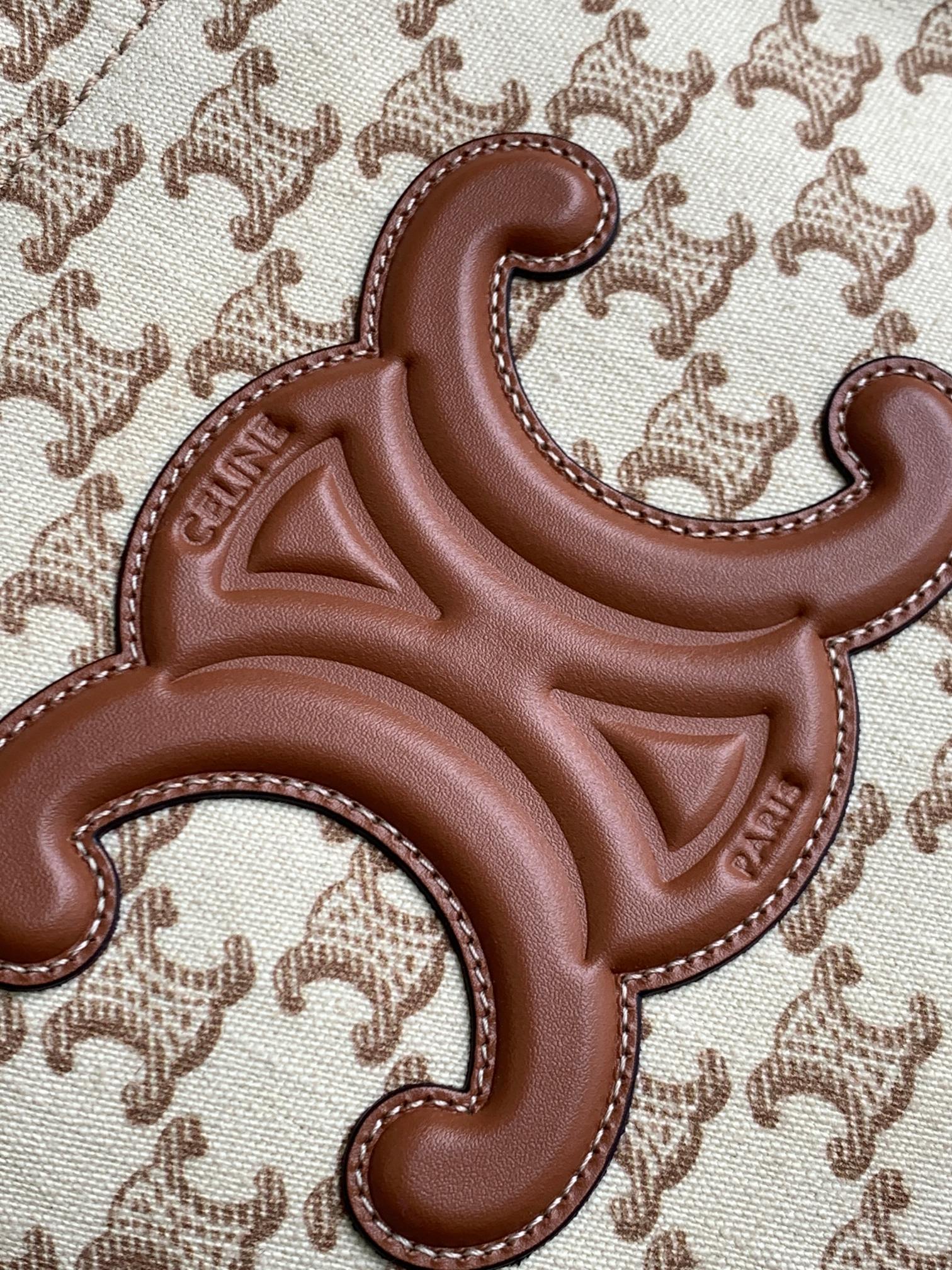 Ce**e small cabas thais