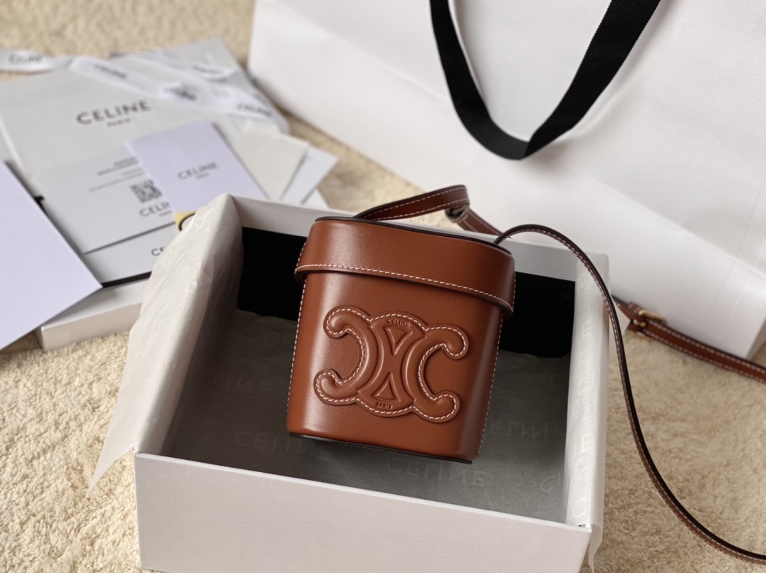 Ce**e small box