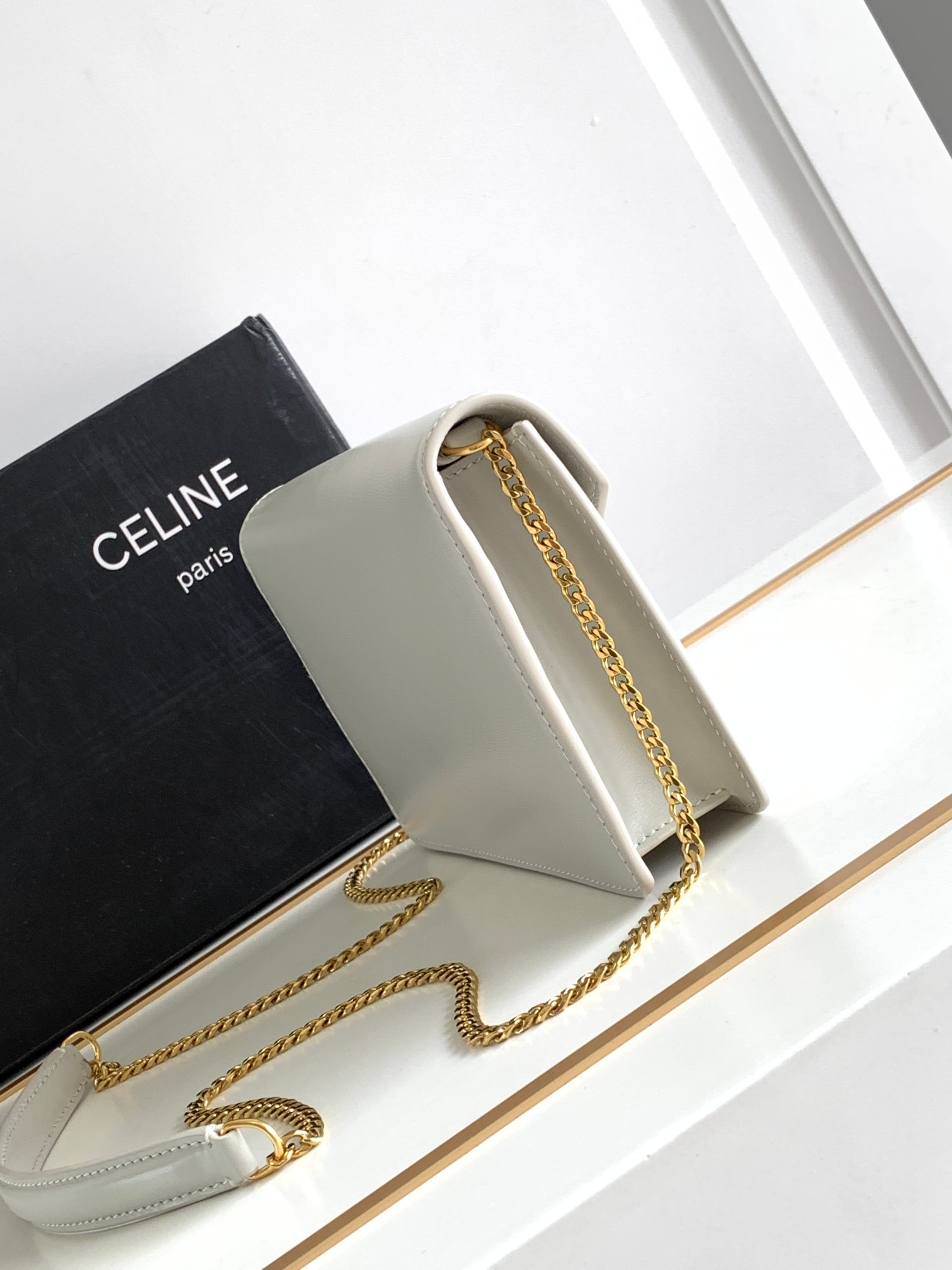 Ce**e wallet on chain triomphe