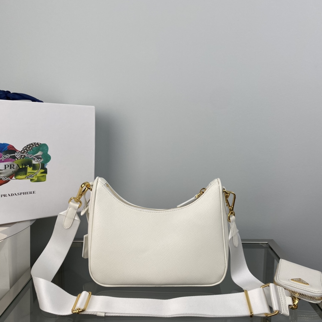 Pra*a re-edition 2005 saffiano leather bag