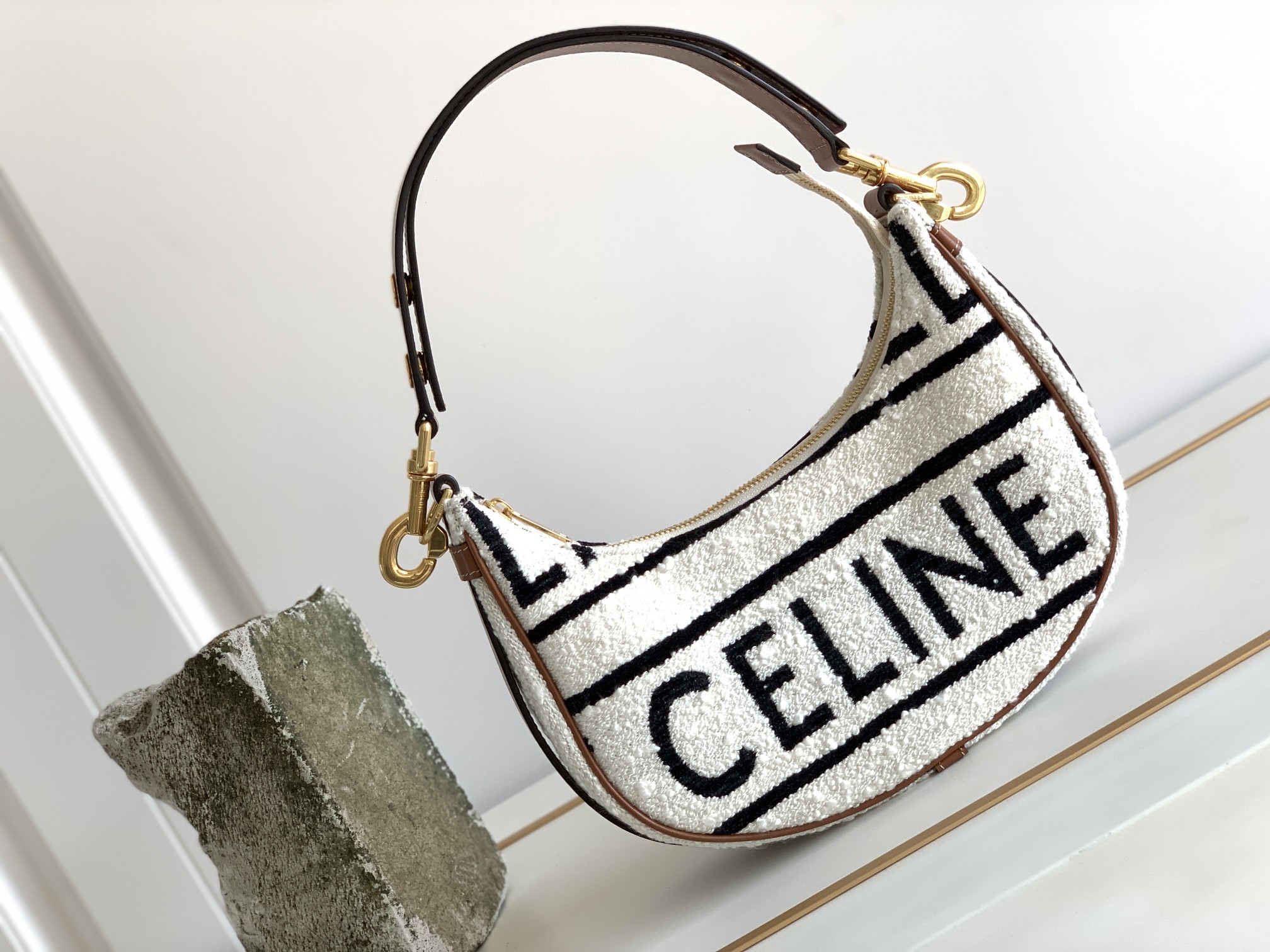 Ce**e ava bag