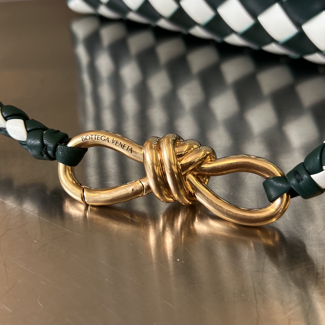 bo*te*ga Ve*ne*ta bv small andiamo