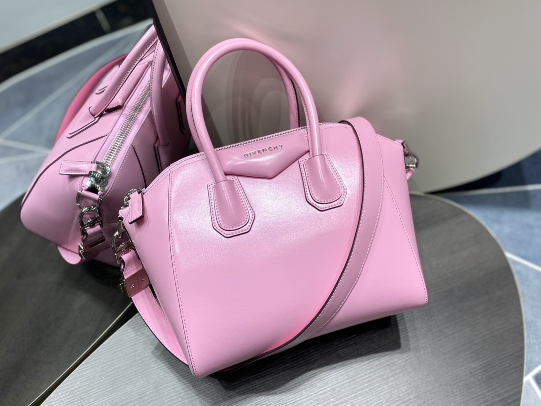 Givenchy Antigona Bag