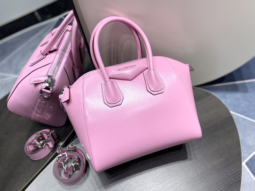 Givenchy Antigona Bag