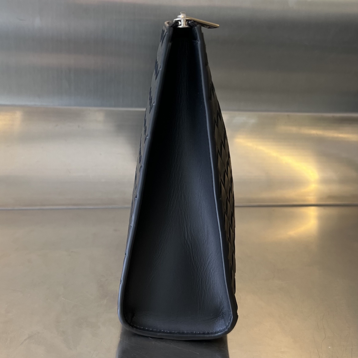 bo*te*ga Ve*ne*ta intrecciato standing pouch