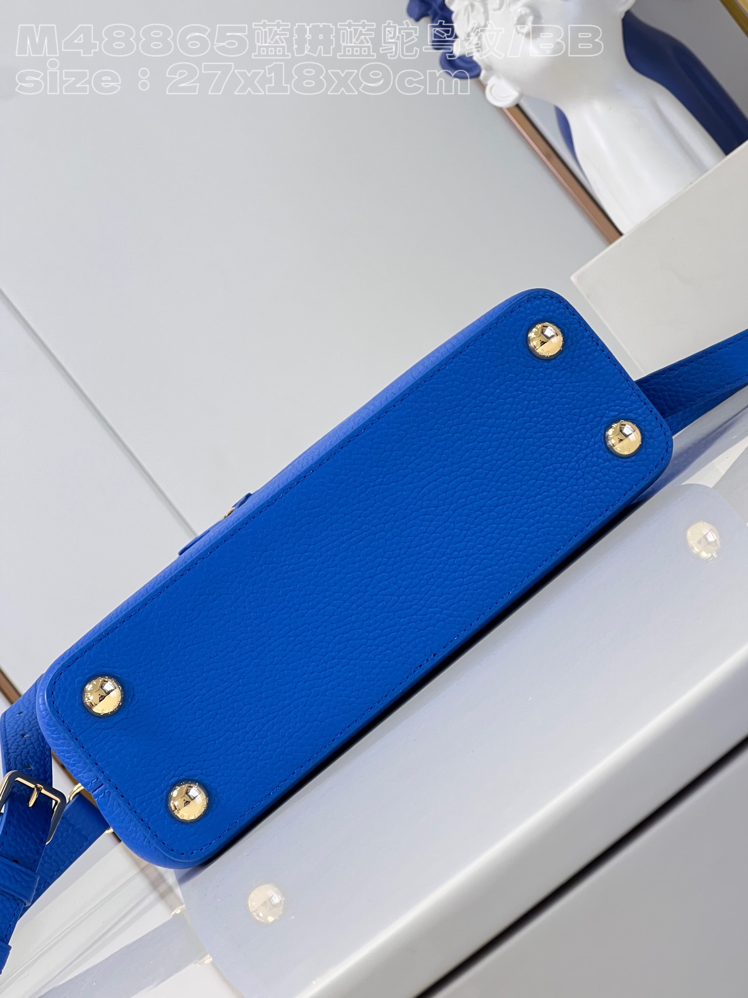 l**is V*t*n capucines bb