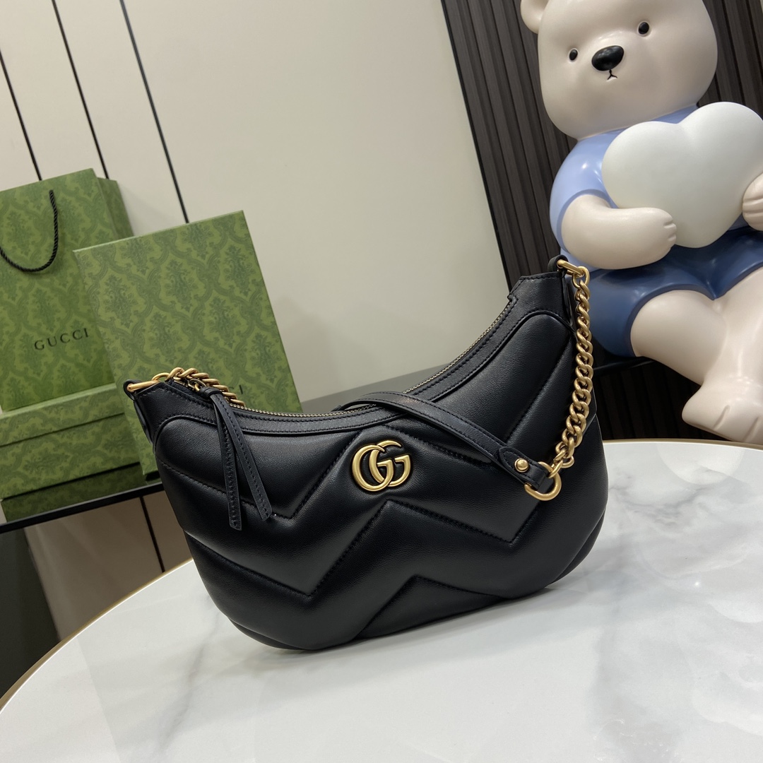 G*u*i gg marmont small shoulder bag