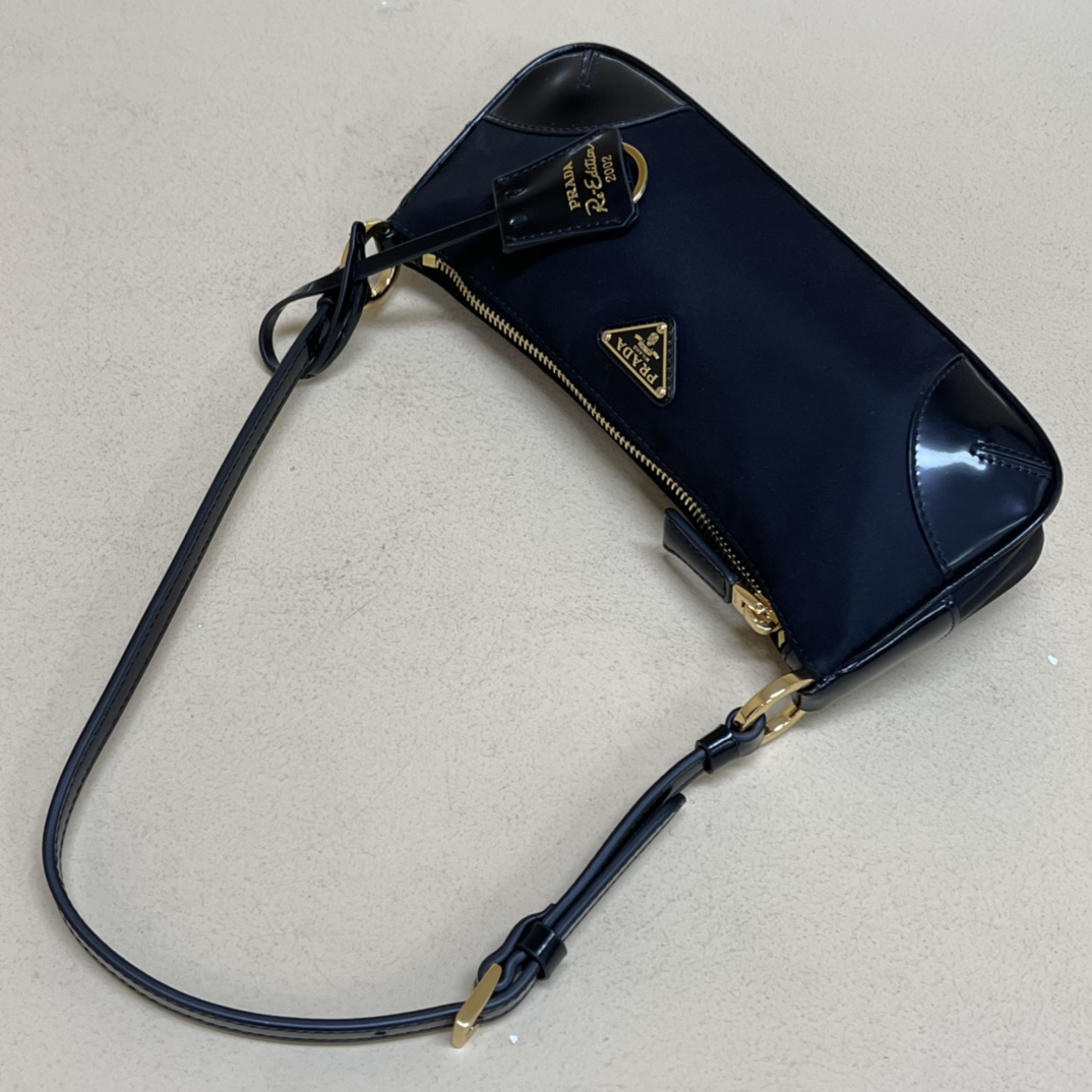 Pra*a re-edition 2002 re-nylon and brushed leather shoulder bag