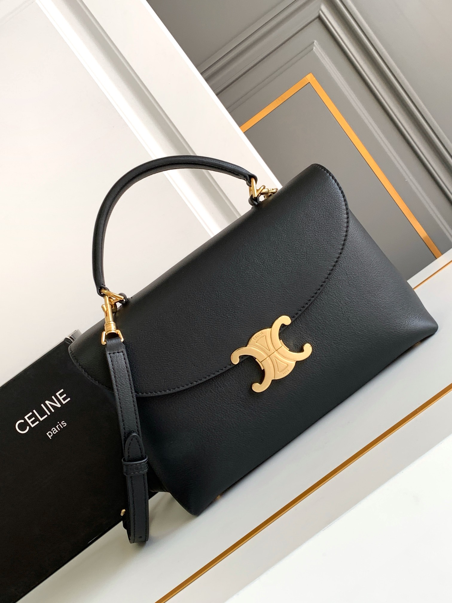 Ce**e medium nino bag
