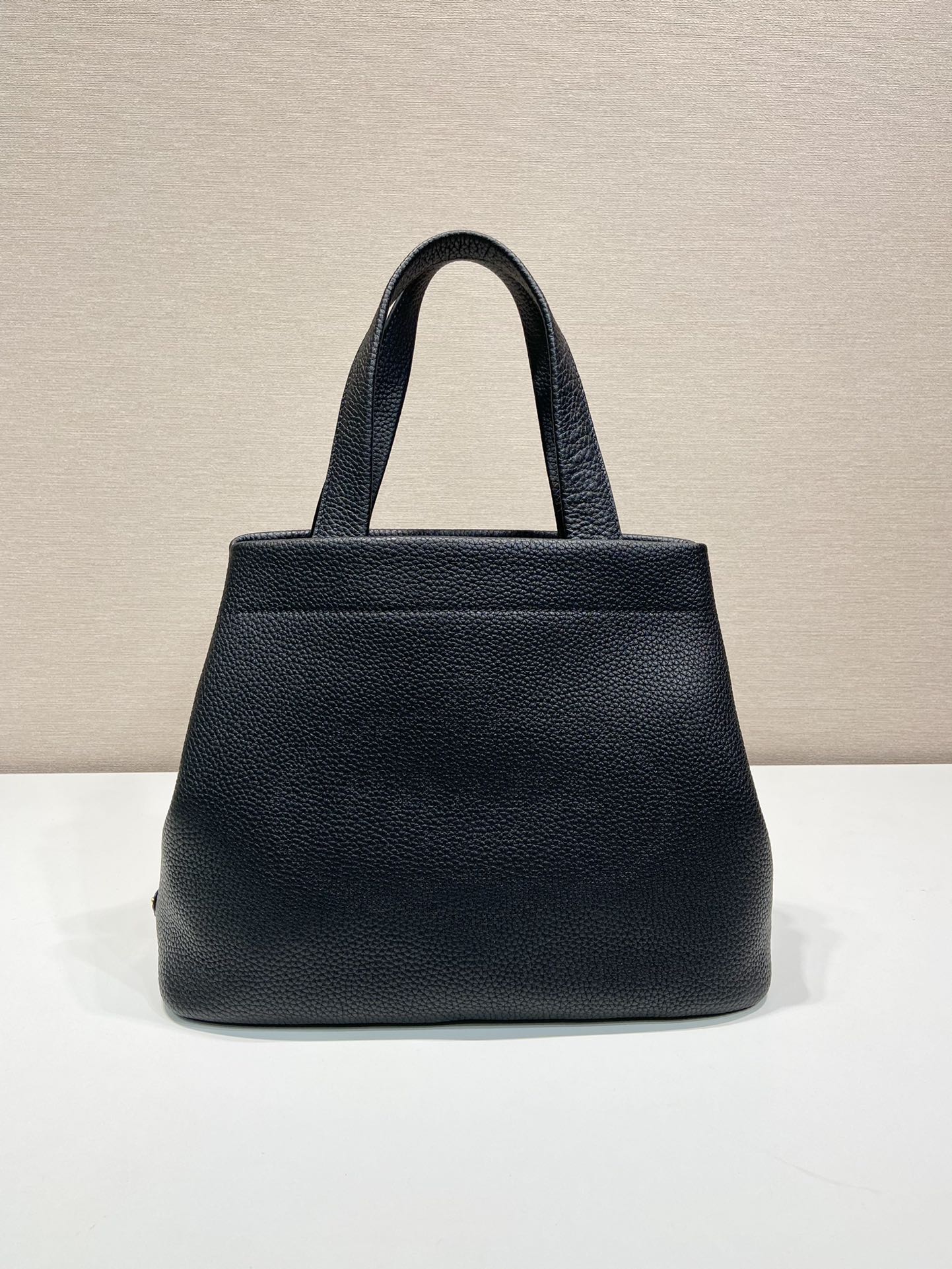 Pra*a tote bag
