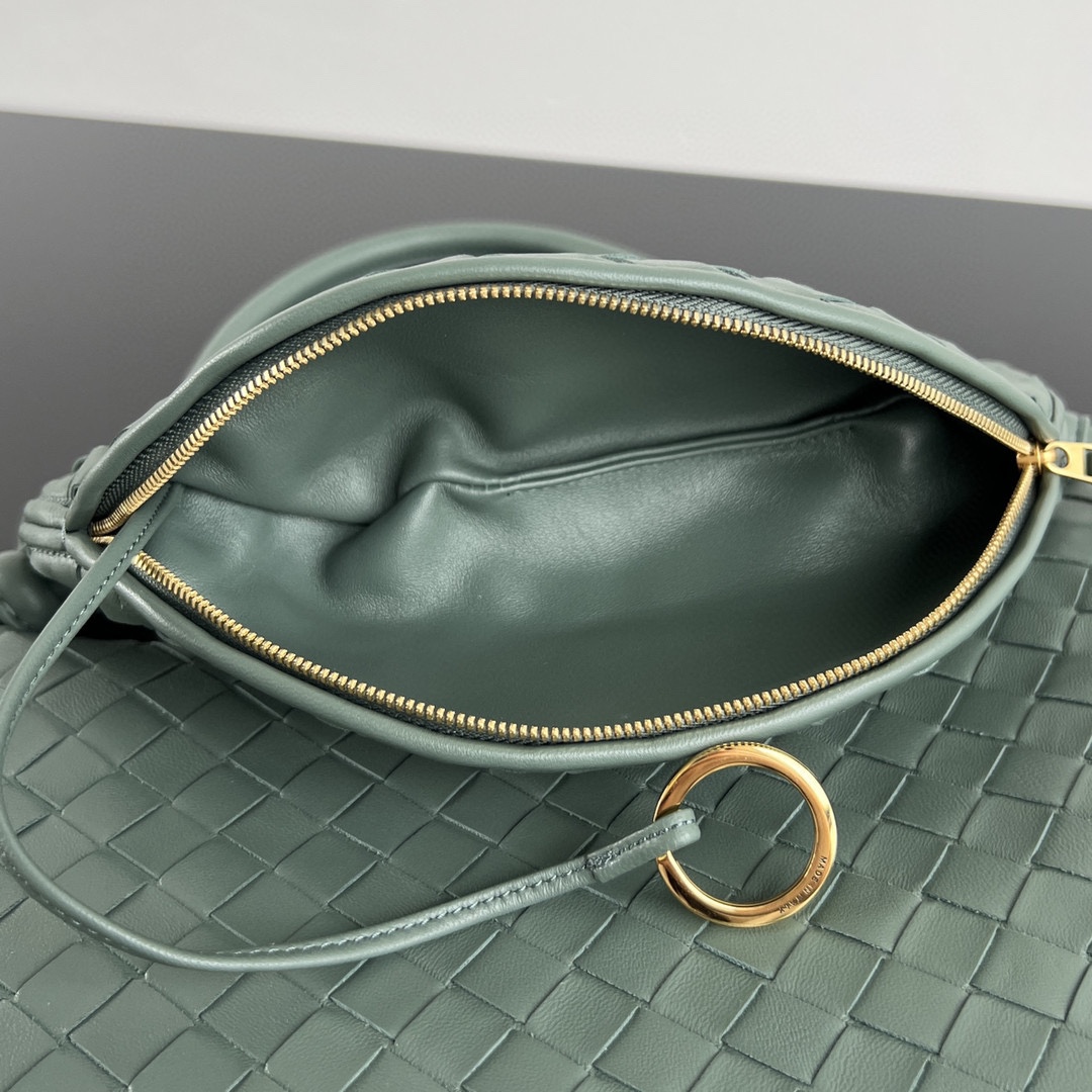 bo*te*ga Ve*ne*ta medium gemelli